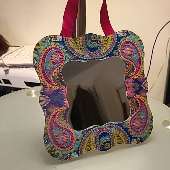 Paisley Hanging Mirror - Picture 5 of 6